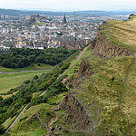 "Dog Walks on Arthur's Seat by Spencer Means licensed under CC BY-SA 2.0"